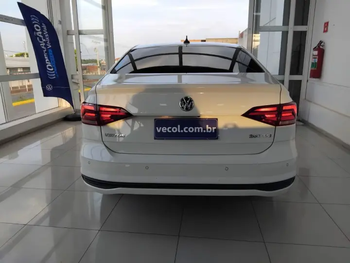 Virtus 1.0 4P 200 TSI FLEX COMFORTLINE AUTOMÁTICO