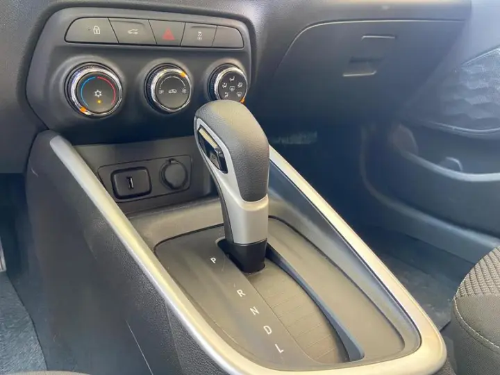 ONIX PLUS 1.0 TURBO LTZ AT SEDAN