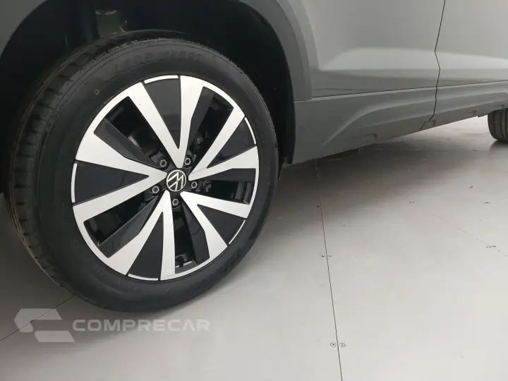 TAOS 1.4 250 TSI TOTAL FLEX COMFORTLINE AUTOMÁTICO