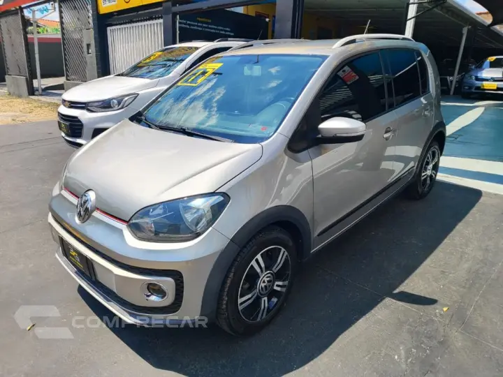 up! cross 1.0 TSI Total Flex 12V 5p