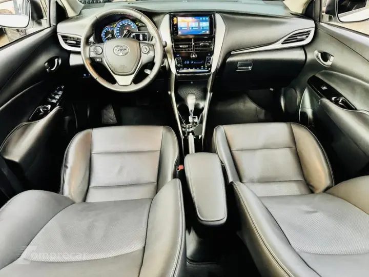 YARIS XLS CONNECT SED. 1.5 FLEX 16V AUT.