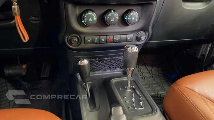 WRANGLER U SAHARA