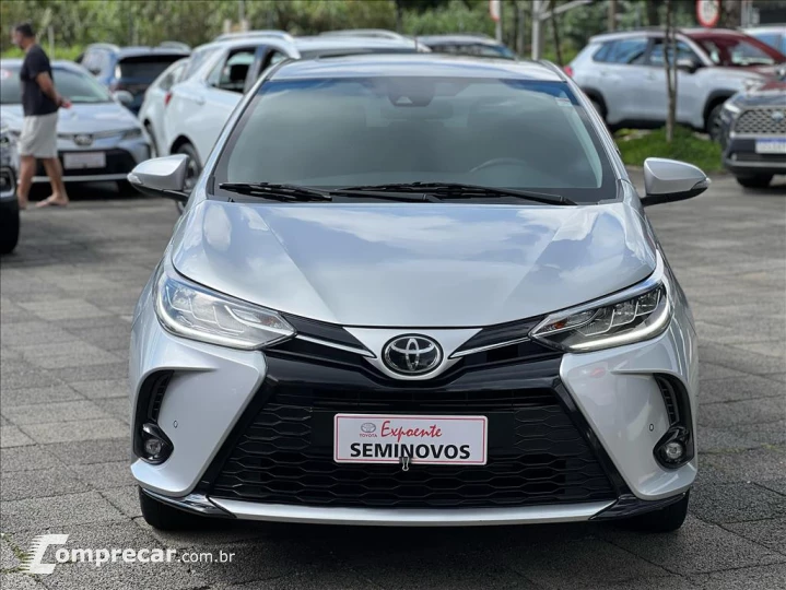 YARIS 1.5 16V FLEX SEDAN XLS CONNECT MULTIDRIVE