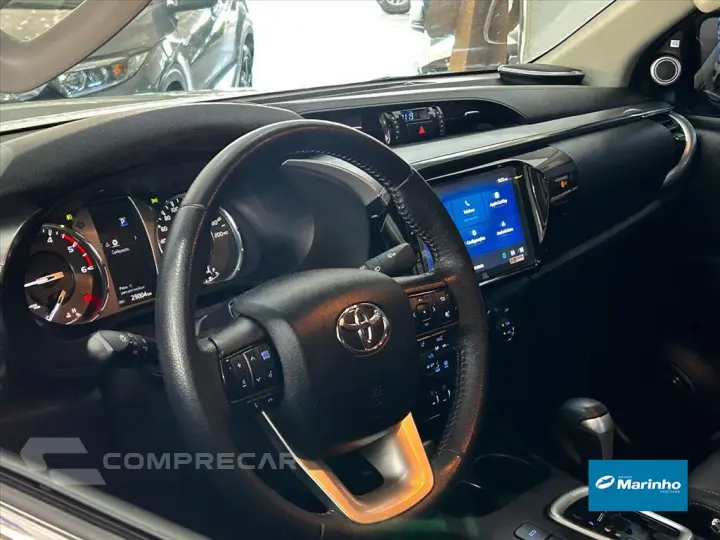 HILUX 2.8 D-4D TURBO DIESEL CD SRX 4X4 AUTOMÁTICO