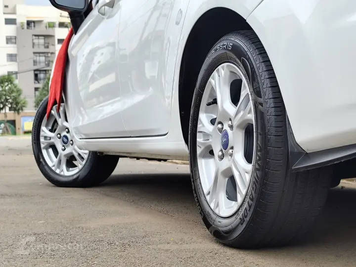 FIESTA 1.6 SE SEDAN 16V FLEX 4P MANUAL