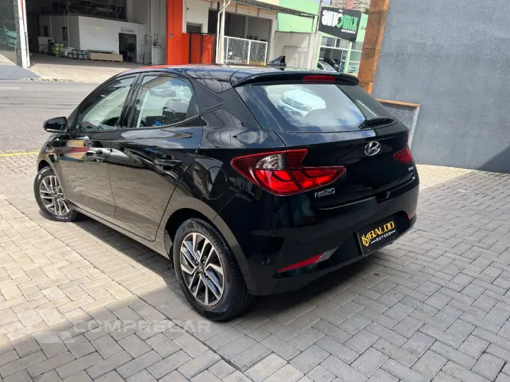 HB20 Evolution 1.0 TB Flex 12V Aut.