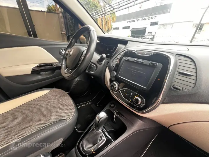 CAPTUR Intense 2.0 16V Flex 5p Aut.