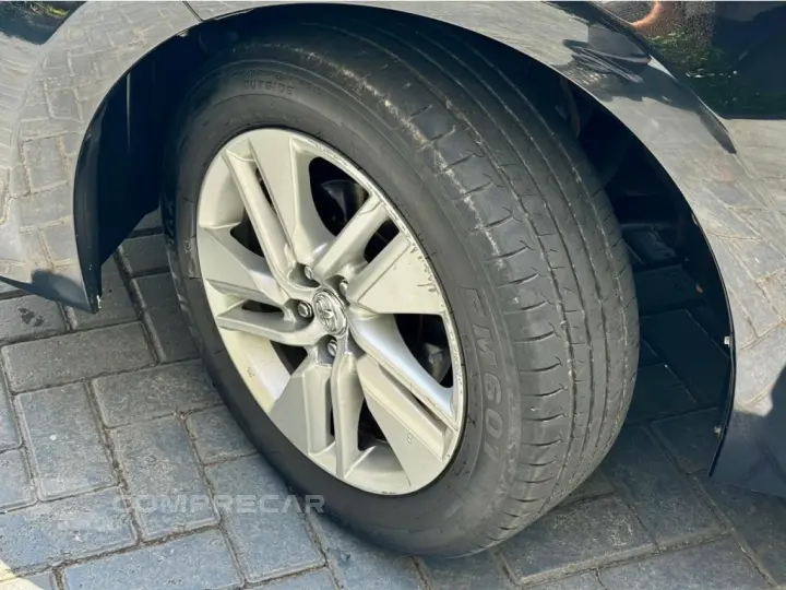 COROLLA 1.8 GLI 16V FLEX 4P AUTOMÁTICO
