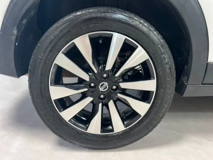 Kicks 1.6 16V 4P FLEX SV X-TRONIC AUTOMÁTICO CVT