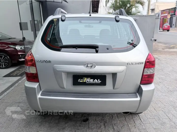 TUCSON 2.0 MPFI GL 16V 142CV 2WD GASOLINA 4P MANUAL