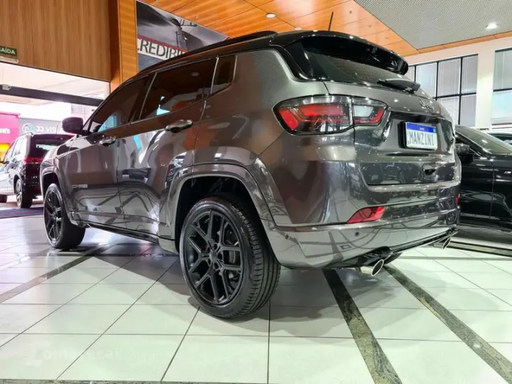 COMPASS BLACK HURRICANE 2.0 4x4 TB AUT