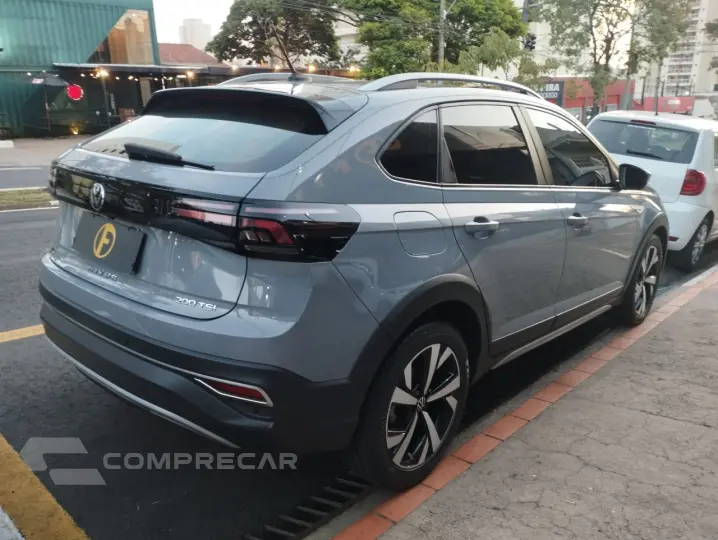 Nivus 1.0 4P FLEX 200 TSI HIGHLINE TURBO AUTOMÁTICO