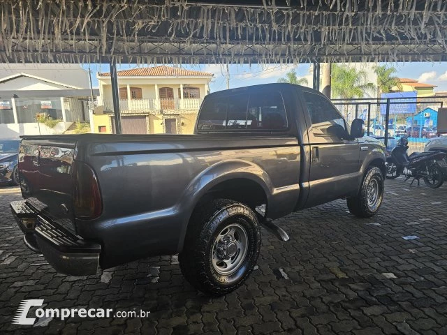 F-250 - 4.2 XLT 4X2 CS TURBO INTERCOOLER 2P MANUAL