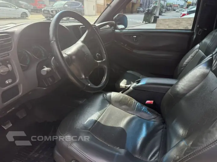 S10 P-Up Executive 2.4 MPFI F.Power CD