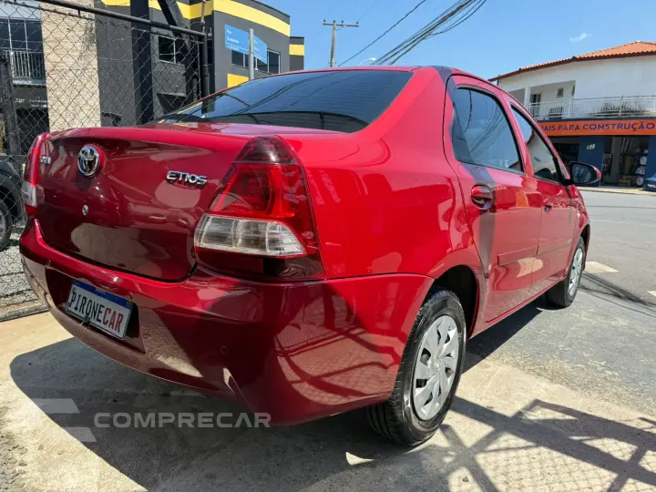 ETIOS 1.5 X Sedan 16V