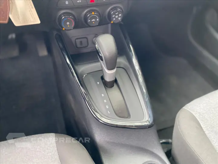 ONIX 1.0 TURBO FLEX PLUS AUTOMÁTICO