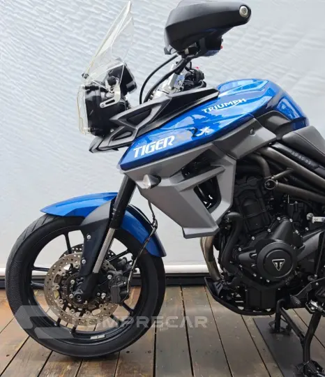 TRIUMPH TIGER 800 XRX