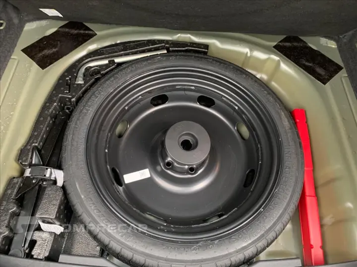 TAOS 1.4 250 TSI TOTAL FLEX HIGHLINE AUTOMÁTICO