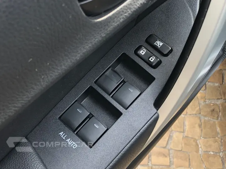 Corolla 2.0 Xei 16V Flex 4P Automático