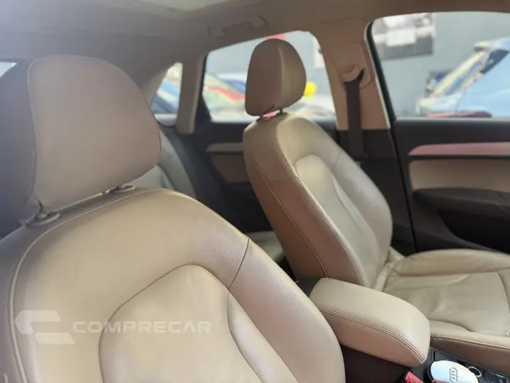 Q3 2.0 TFSI AMBIENTE QUATTRO 4P GASOLINA S TRONIC