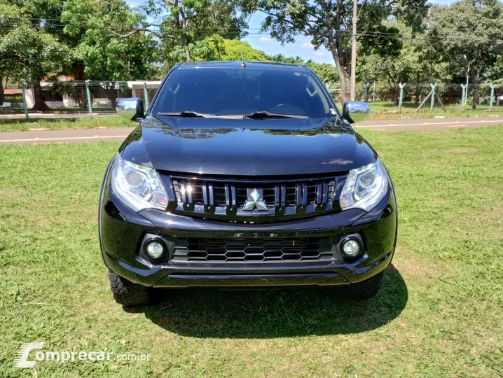 L200 TRITON 2.4 16V Turbo Sport HPE TOP CD 4X4