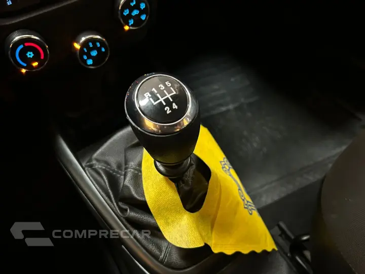 ONIX HATCH LS 1.0 8V FlexPower 5p Mec.