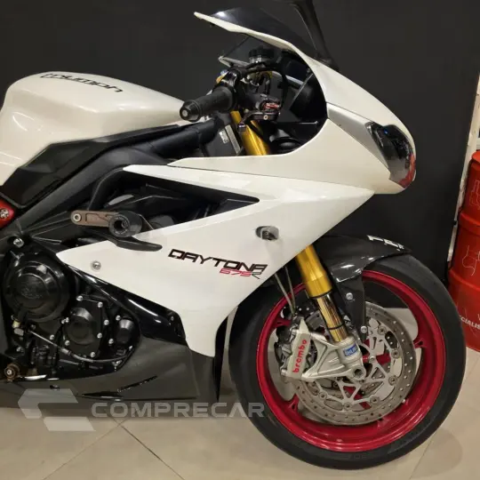 DAYTONA 675R