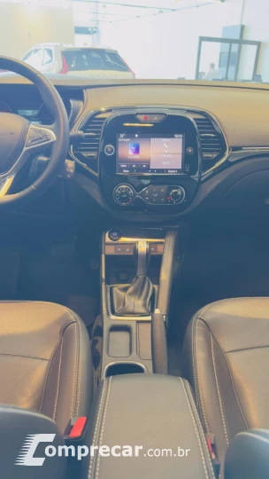 CAPTUR 1.3 TCE Iconic