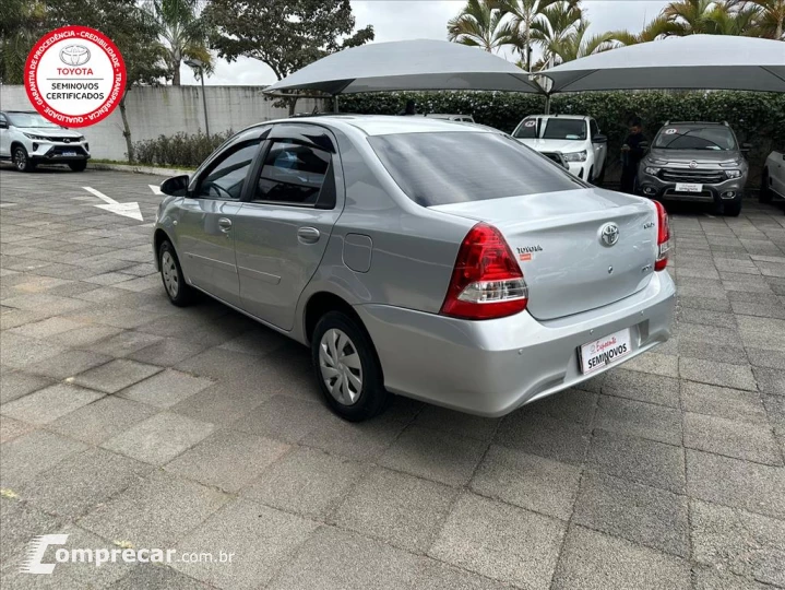 ETIOS 1.5 XS SEDAN 16V FLEX 4P AUTOMÁTICO