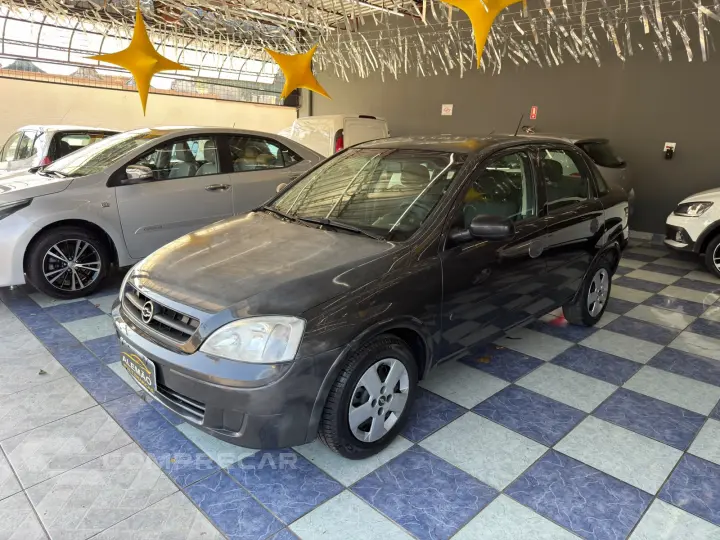 CORSA 1.0 MPFI Maxx Sedan 8V