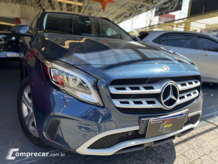 GLA 200 1.6 CGI Vision 16V Turbo