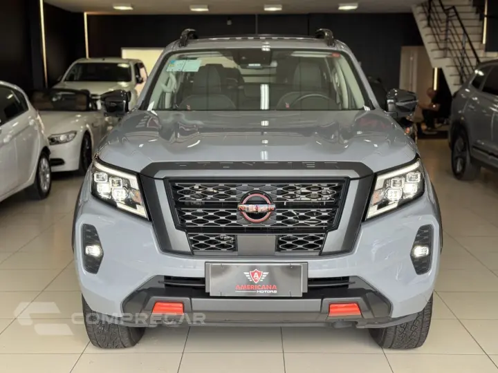 Frontier 2.3 16V PRO4X CABINE DUPLA 4X4 BI-TURBO DIESEL AUTO