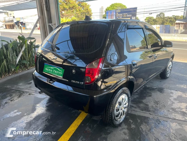 CELTA 1.0 MPFI LT 8V