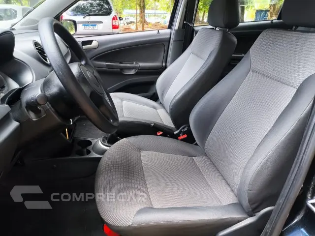 VOYAGE - 1.6 MI 8V 4P MANUAL