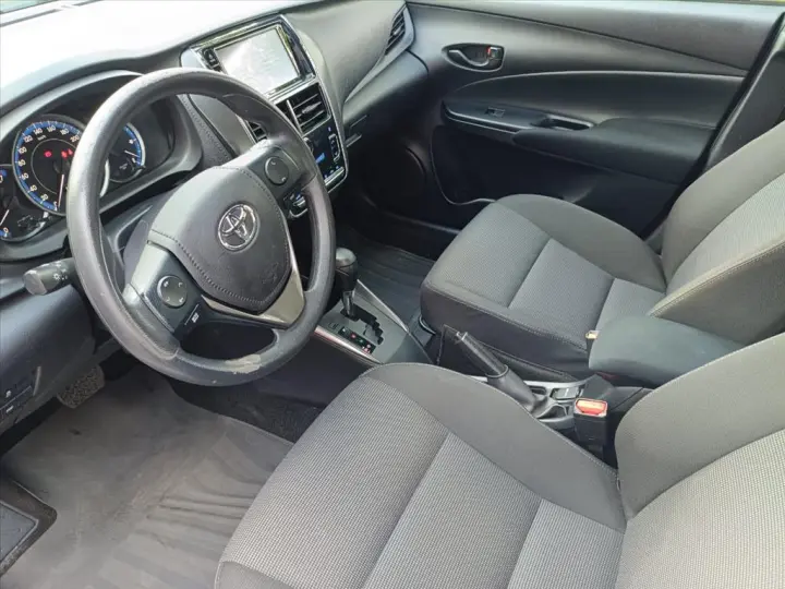 YARIS 1.5 16V FLEX XL MULTIDRIVE