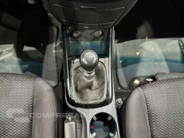 I30 - 2.0 MPI 16V 4P MANUAL