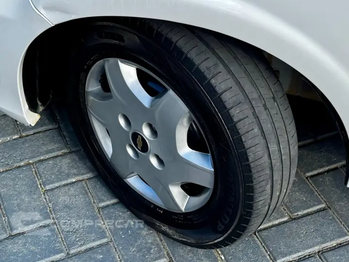 CELTA 1.0 MPFI LT 8V