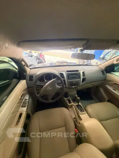 HILUX SW4 3.0 4X4 8V Turbo