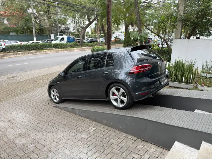 GOLF 2.0 TSI GTI 16V Turbo