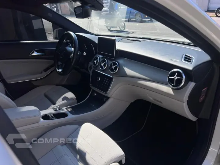 GLA 200 Advance 1.6/1.6 TB 16V Flex Aut.