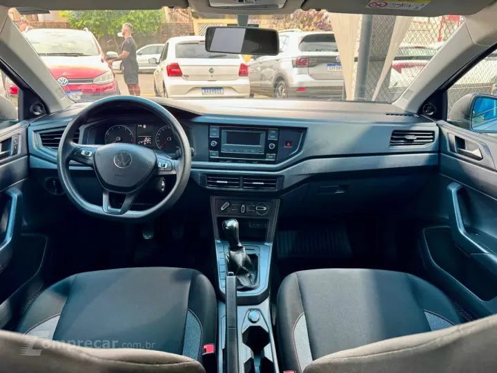 Polo Hatch 1.0 4P MPI TRACK