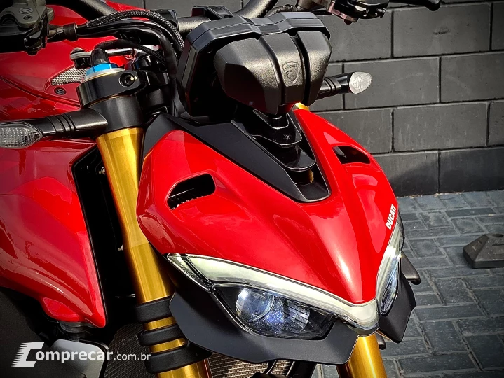 Streetfighter V4 S