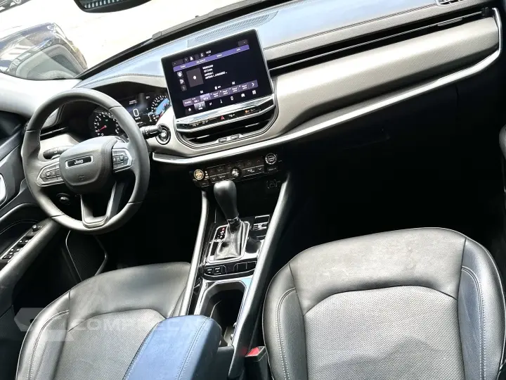 COMPASS 1.3 T270 TURBO FLEX LONGITUDE AT6