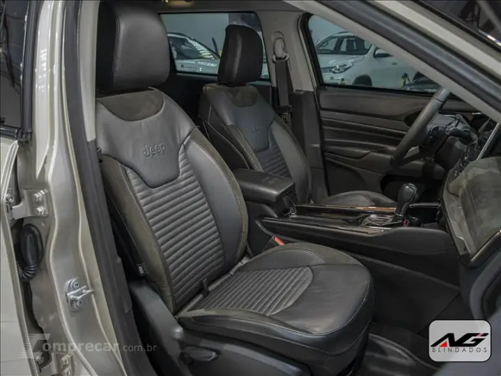 COMMANDER 1.3 T270 Turbo Overland