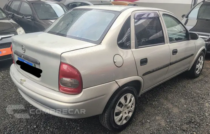 CLASSIC 1.0 MPFI Sedan 8V