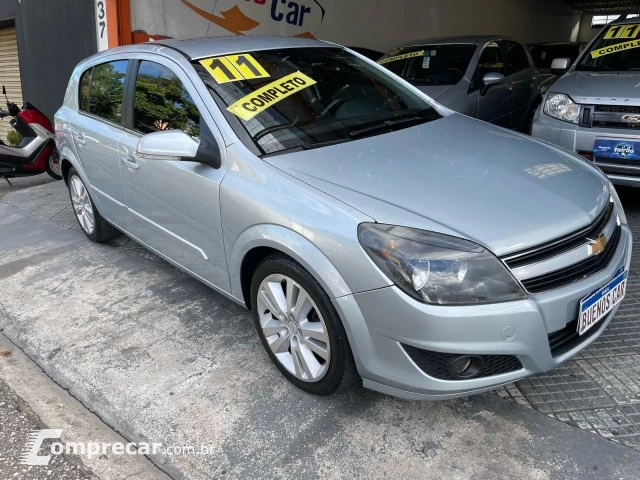 VECTRA HATCH - 2.0 MPFI GT-X HATCH 8V 4P MANUAL