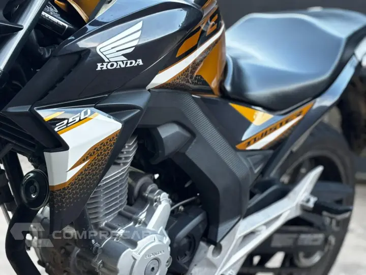 CB 250F Twister 250 cc