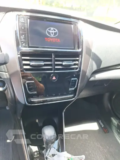 YARIS 1.5 16V Sedan XLS