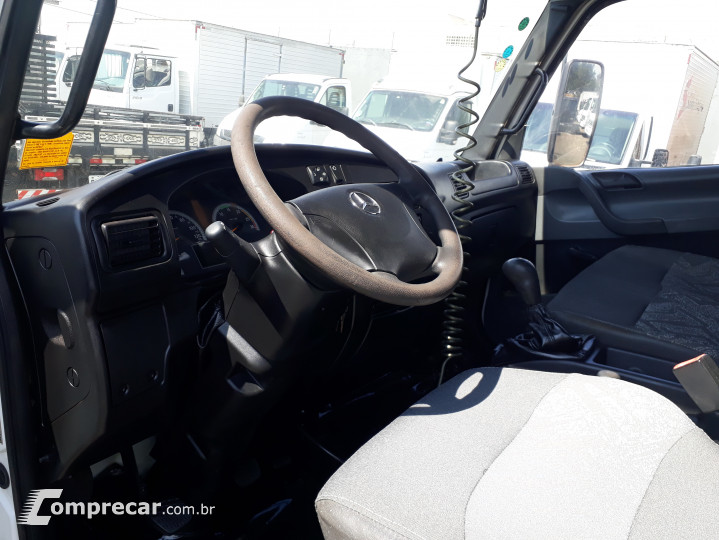 Mercedes benz ACCELO 1016