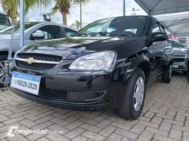 CLASSIC - 1.0 MPFI LS 8V 4P MANUAL